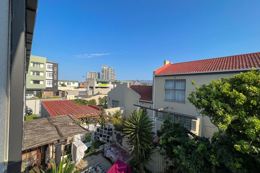 2 Bedroom Property for Sale in Bloubergrant Western Cape